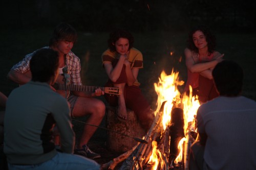 Filmszene mit Albrecht Schuch, Luise Heyer, Franz Dinda (Foto: @credo film 2011)